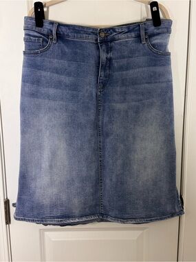 NYDJ Denim Skirt 22 Plus Stretch Blue Jean Travel Vacation Casual Comfort Preppy